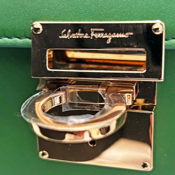 SATCHEL, SALVATORE FERRAGAMO MARA MINI CALFSKIN LEATHER,  TWO HANDLES & ONE - Picture 10 of 16